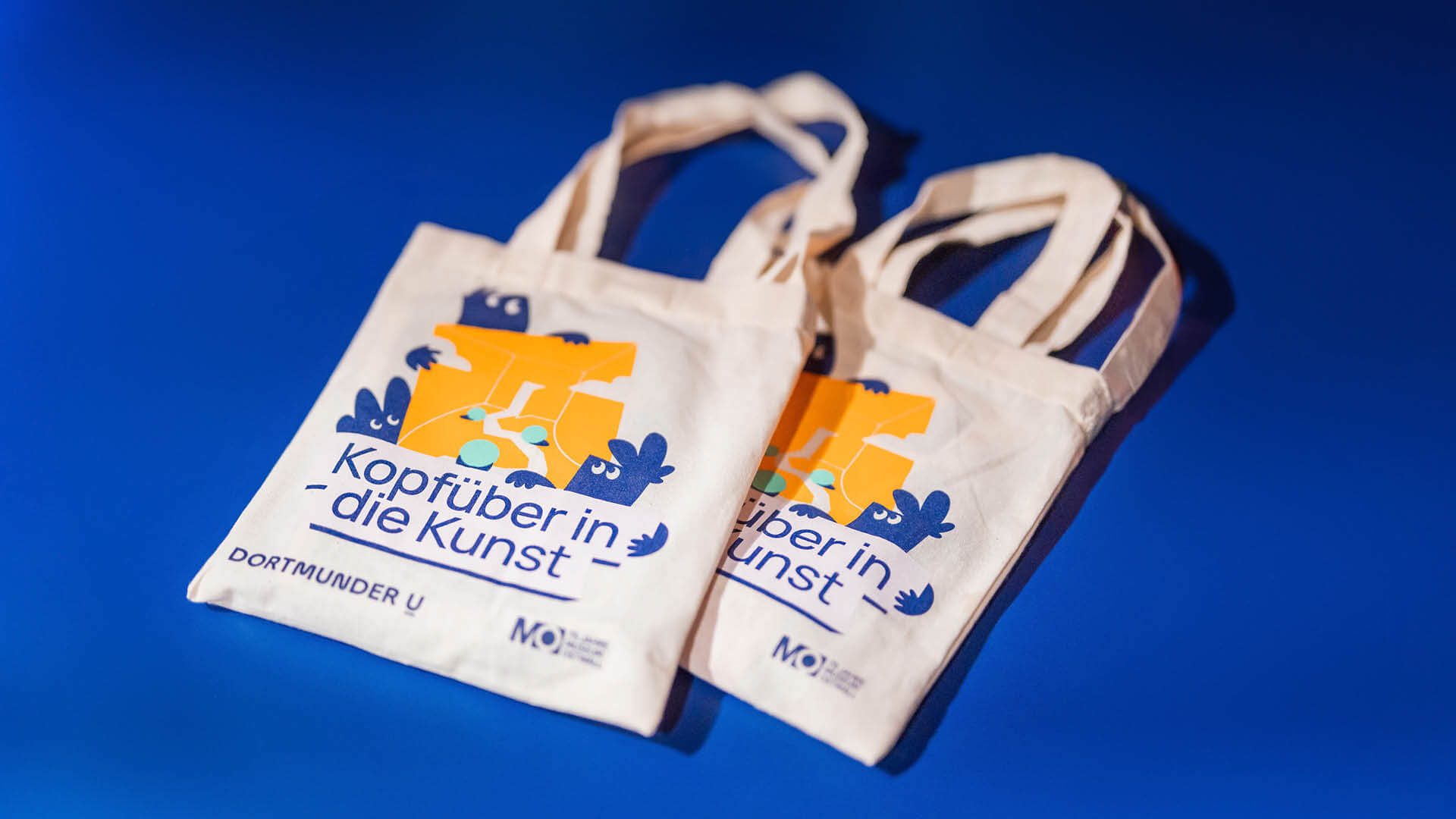 Florida_Brand_Design_Dortmunder_U_Museum_Ostwall_Kopfueber_in_die_Kunst_Case_Gestaltung_Ausstellung_03